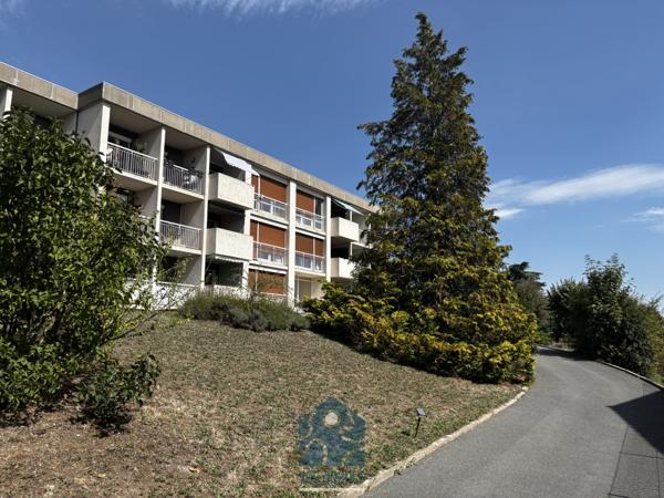 Appartement 5 pièces avec 3 balcons, cave et garage