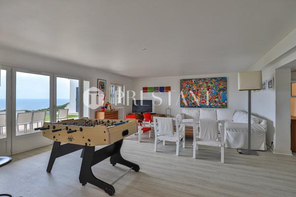 SAINT-JEAN-DE-LUZ – PROPRIÉTÉ D’EXCEPTION AVEC VUE OCÉAN, PISCINE & TENNIS – PLAGE À PIED, SAINT JEAN DE LUZ