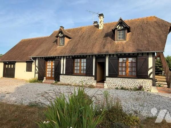 ENTRE ORBEC ET LISIEUX JOLIE MAISON NORMANDE BEL ETAGE A AMENAGER TERRAIN 2145m².