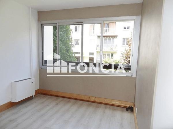 Location Appartement 2 pièces 33.7 m² - 166 BIS RUE DE BAYEUX Caen 14000