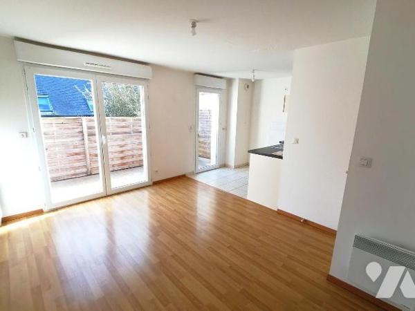 Nouveauté  Étude TRENTE CINQ NOTAIRES !
Idéalement situé à mi-chemin entre le centre historiqu...