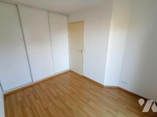 Nouveauté  Étude TRENTE CINQ NOTAIRES !
Idéalement situé à mi-chemin entre le centre historiqu...