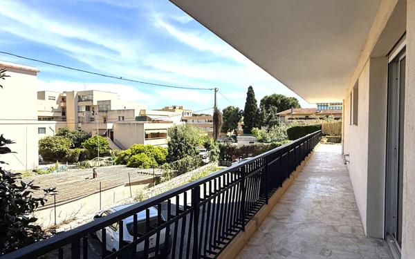 Appartement à vendre    3 pièces • 64,78 m2 Cagnes-sur-Mer