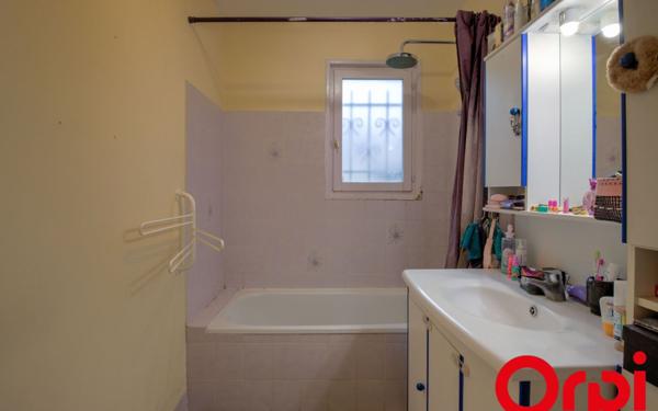 Maison à vendre    5 pièces •  Montluel