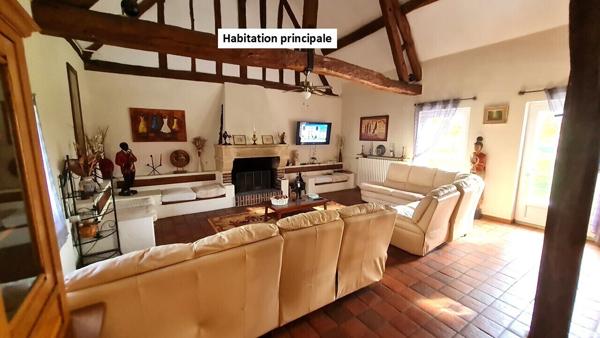 Propriété 223m²: hab principal 167m² + appart 56m² + dép 88m² / 3100m²