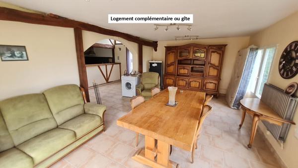 Propriété 223m²: hab principal 167m² + appart 56m² + dép 88m² / 3100m²
