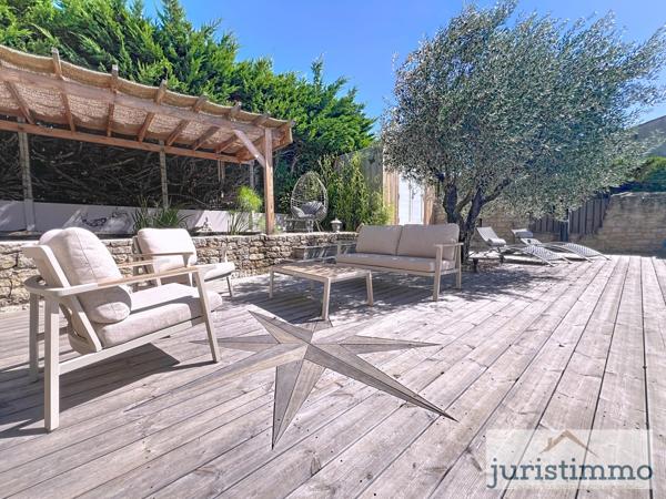 Vaison-la-Romaine (84110) A 6 kms de VAISON LA ROMAINE -VILLA DE 140 m2 EN EXCELLENT ETAT-GARAGE-PISCINE-975 m2 DE TERRAIN