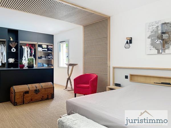 Vaison-la-Romaine (84110) A 6 kms de VAISON LA ROMAINE -VILLA DE 140 m2 EN EXCELLENT ETAT-GARAGE-PISCINE-975 m2 DE TERRAIN