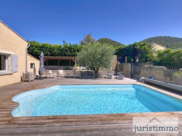 Vaison-la-Romaine (84110) A 6 kms de VAISON LA ROMAINE -VILLA DE 140 m2 EN EXCELLENT ETAT-GARAGE-PISCINE-975 m2 DE TERRAIN