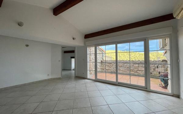 Appartement à louer    3 pièces • 56 m2 Lagorce