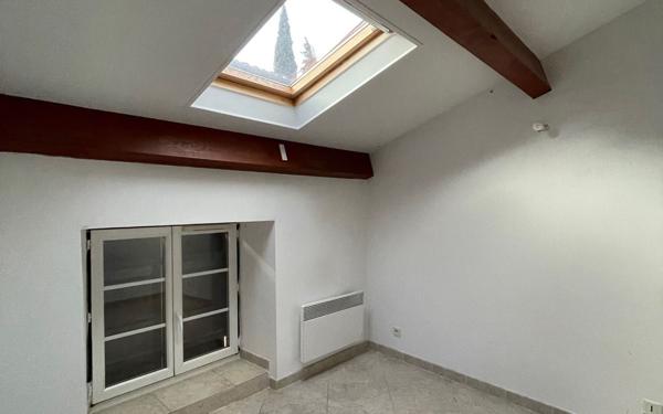 Appartement à louer    3 pièces • 56 m2 Lagorce