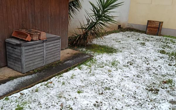 Appartement à louer    5 pièces • 107,51 m2 Saint-Genis-Laval