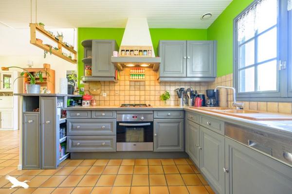 Maison à vendre 339 900 € Sainte-Soulle 6 p 109 m² DPE D