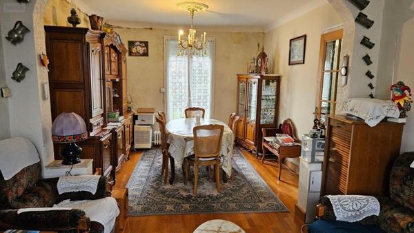 Maison de ville à vendre à La Suze-sur-Sarthe dans la Sarthe (72210), ref : 72119-1602