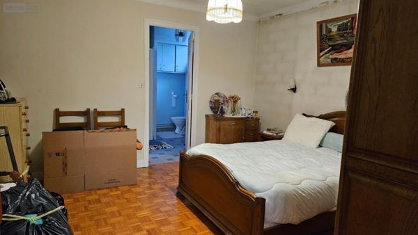 Maison de ville à vendre à La Suze-sur-Sarthe dans la Sarthe (72210), ref : 72119-1602