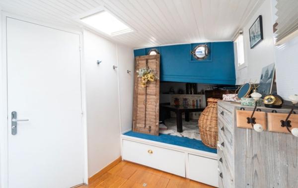 Vente Appartement P4 Peniche rénové(e) Paris 1er   