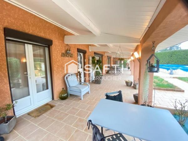 Maison 122 m² piscine et dépendance
