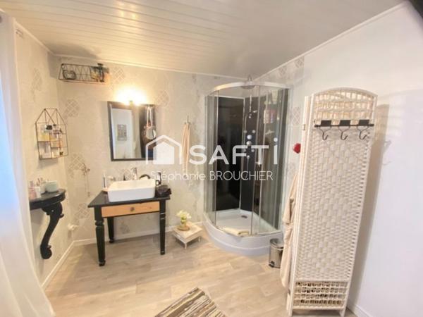 Maison 122 m² piscine et dépendance