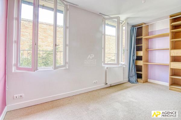 Versailles Notre-Dame Maison ancienne de 5 pièces 113 m² carrez avec jardin de 104 M² €1 200 000 ** - Référence 27648