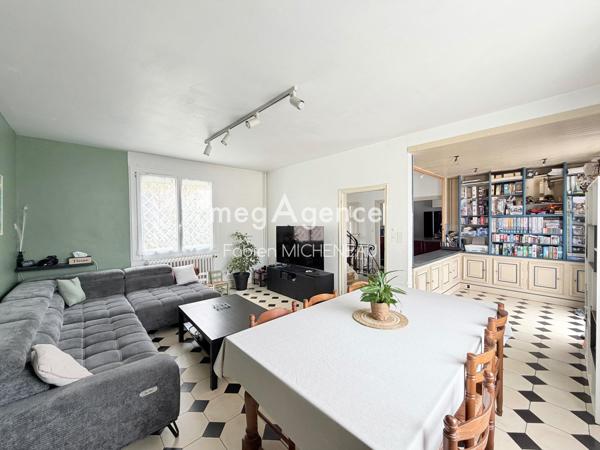 Maison à CHOLET, 49300 - 8 pièces 196m²