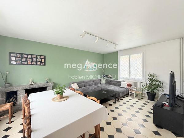 Maison à CHOLET, 49300 - 8 pièces 196m²