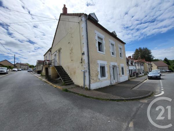 Immeuble à vendre  173 m2 LA CHAPELAUDE - 03