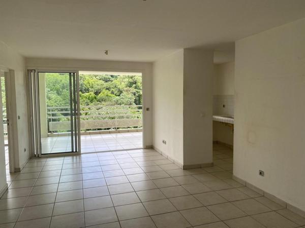 Route de BALATA, Tres beau T4, vue dégagée sur le sacré coeur