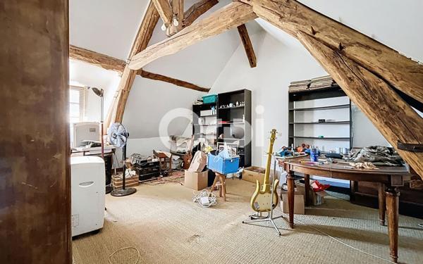 Maison à vendre    6 pièces • 194,66 m2 Neuilly-en-Thelle