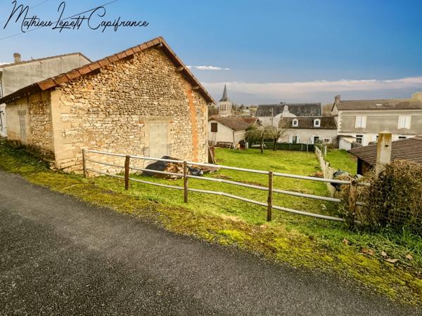 Maison à vendre 11 pièces SAINT PIERRE DE CHIGNAC (24) 280 M² habitables