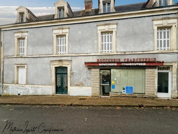 Maison à vendre 11 pièces SAINT PIERRE DE CHIGNAC (24) 280 M² habitables