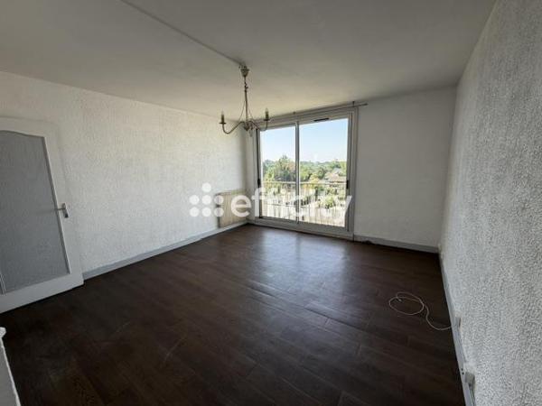 Appartement
         3 pièces
        - 58 m² 118 250 € *