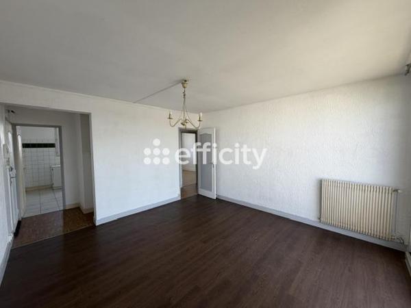 Appartement
         3 pièces
        - 58 m² 118 250 € *
