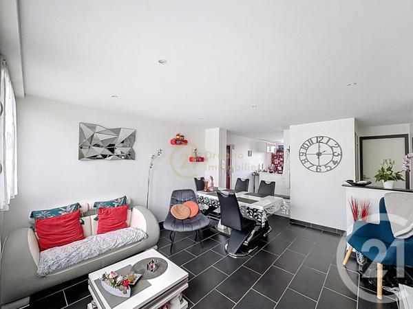 Appartement T3 à vendre  3 pièces - 57,35 m2 ST JACQUES DE LA LANDE - 35