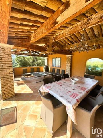 Maison à vendre 5 pièces 185 m² Le Plan-de-la-Tour