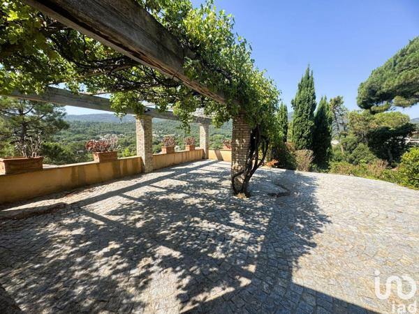 Maison à vendre 5 pièces 185 m² Le Plan-de-la-Tour