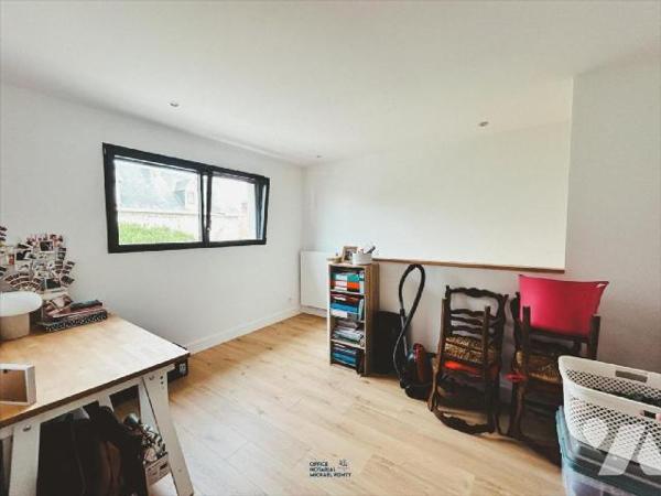 Magnifique maison contemporaine de 2024 ? Élégance scandinave et cadre agréable
Laissez vous sé...