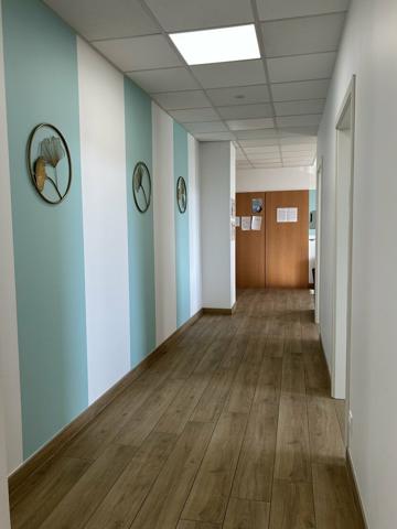 BUREAUX à VENDRE de 123.4 m²