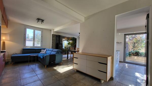 Marignane (13700) VILLA 6 PIECES AVEC PISCINE SUR 693M2 DE TERRAIN