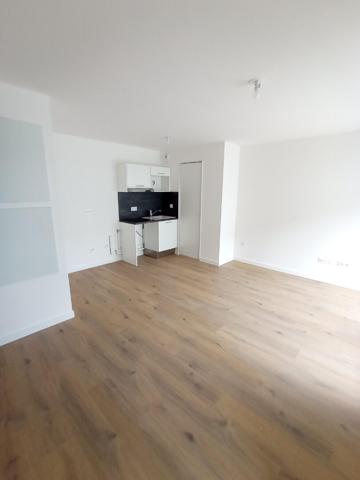 LOCATION TYPE 2 CLOS SAINT MARTIN A104, Angers 49000