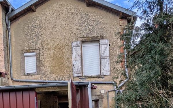Maison à vendre    2 pièces •  Étain