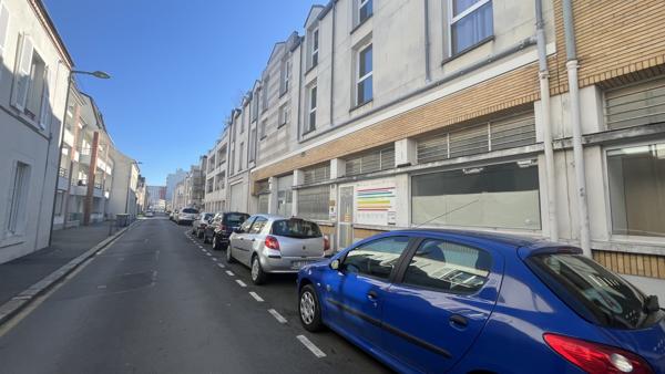 Offre de bureau rare en centre ville - A louer 214 m2 avec parkings (quartier Faubourg Bannier - Gare - Médiathèque)