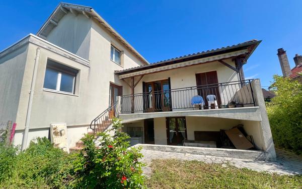 Maison à vendre    6 pièces • 165 m2 Limoges