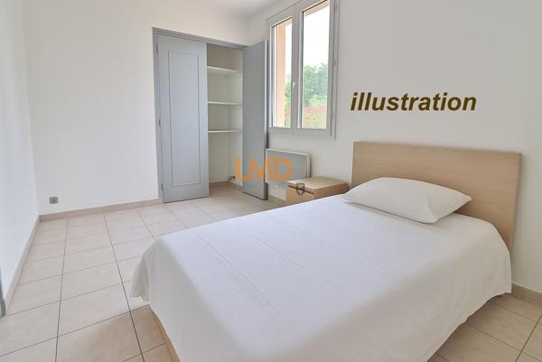 Brignoles: appartement climatisé T3 46m2 avec parking