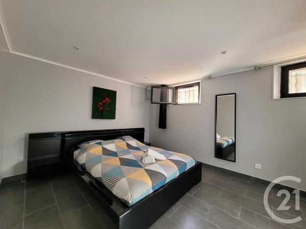 Maison à vendre  6 pièces - 159 m2 LE CANNET DES MAURES - 83