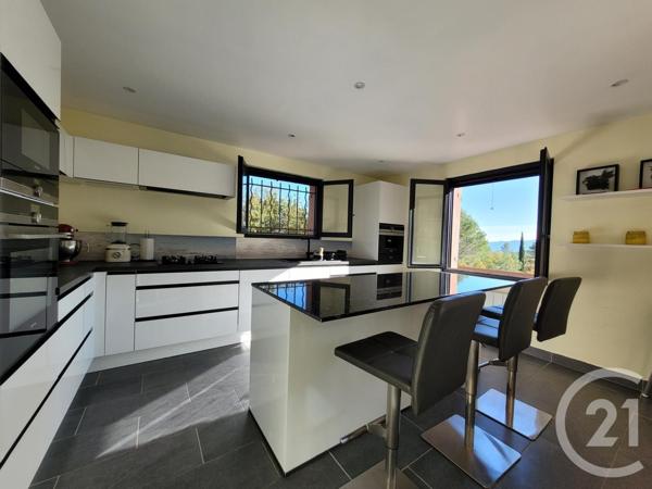 Maison à vendre  6 pièces - 159 m2 LE CANNET DES MAURES - 83