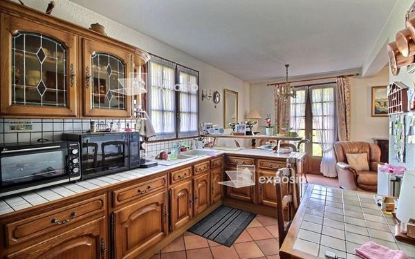 Maison à vendre    4 pièces • 142,75 m2 Idron