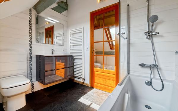 Maison à vendre    8 pièces •  Trélissac