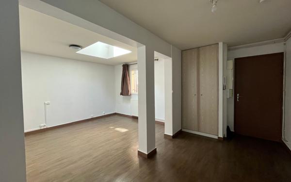 Appartement à louer    1 pièce •  Évreux