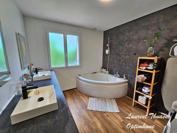 Belle périgourdine de 190 m² avec 5 chambres, appartement indépendant – Proche de Périgueux
