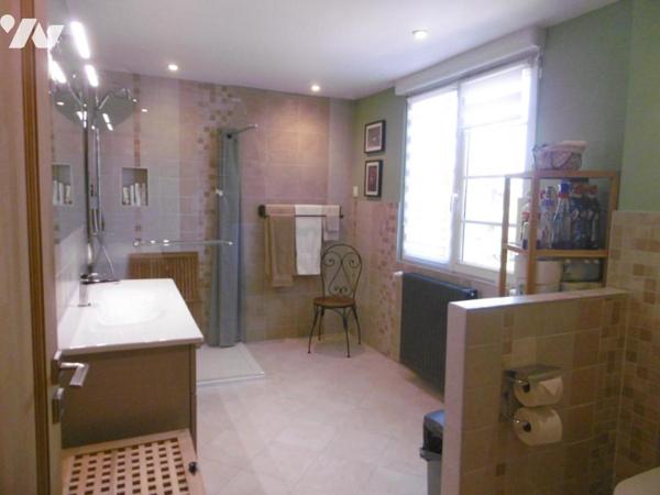 MAISON D'HABITATION